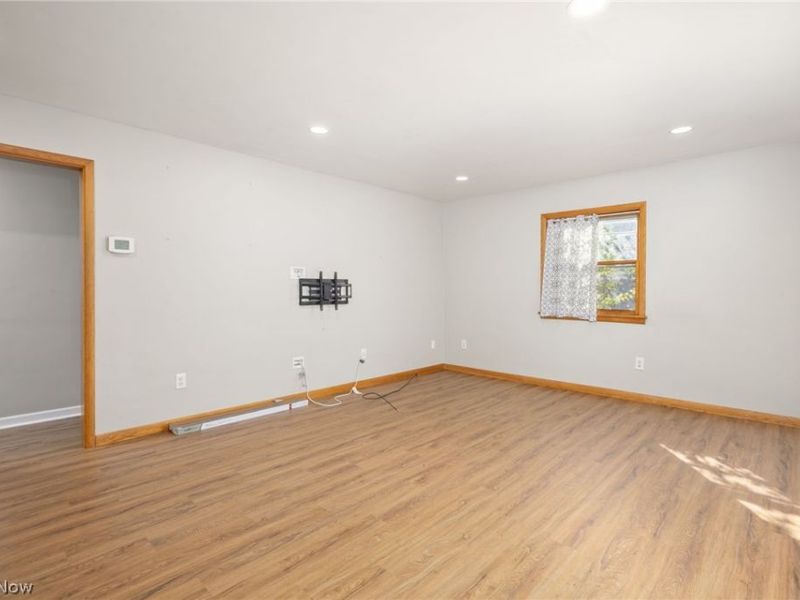 2875 Pikes Avenue, Akron, OH 44314 Photo 14