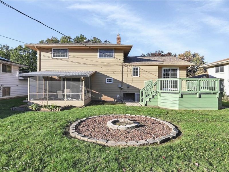 23451 Sharon Drive , North Olmsted, OH 44070 Photo 7