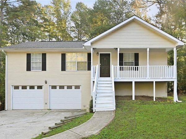 6429 River Hill Drive , Flowery Branch, GA 30542
