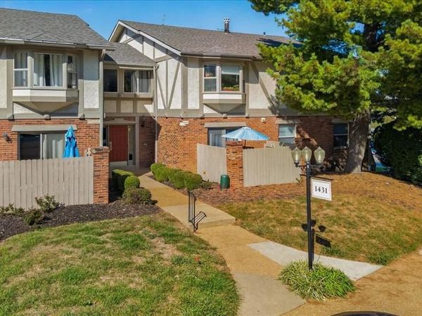 1431 Willow Brook Cove, Unit 3, Maryland Heights, MO 63146