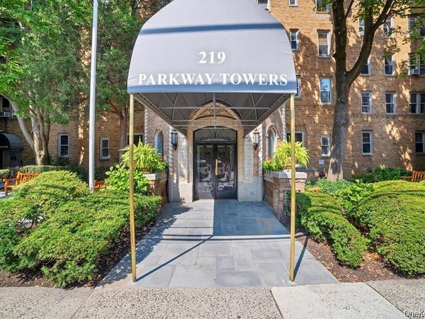 219 Bronx River Road , Unit 5A, Yonkers, NY 10704