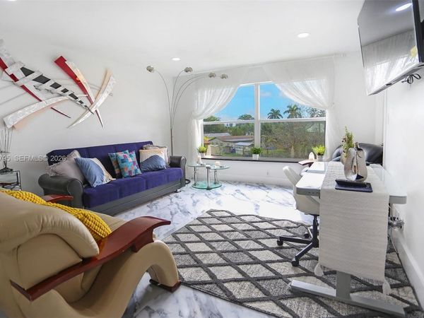 6570 Royal Palm Blvd , Unit 301J, Margate, FL 33063