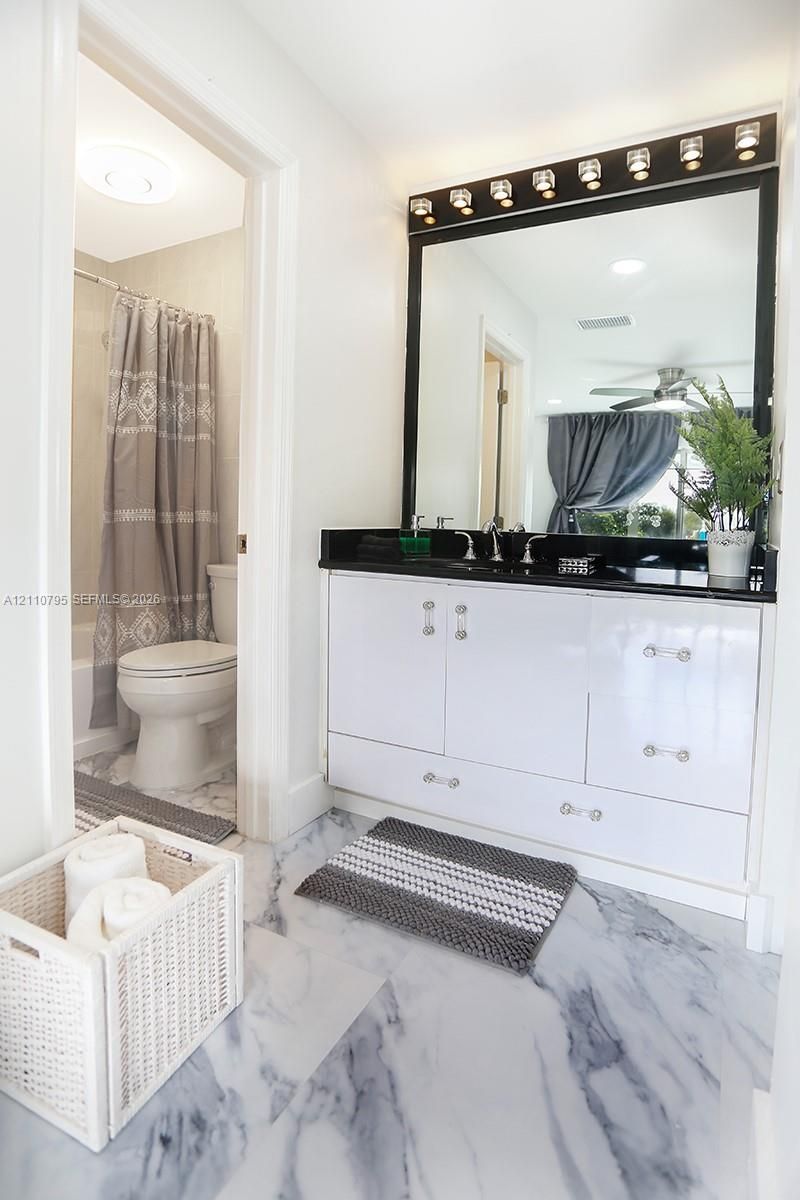 6570 Royal Palm Blvd , Unit 301J, Margate, FL 33063 Photo