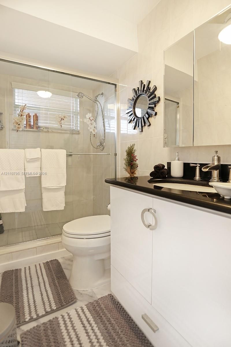 6570 Royal Palm Blvd , Unit 301J, Margate, FL 33063 Photo
