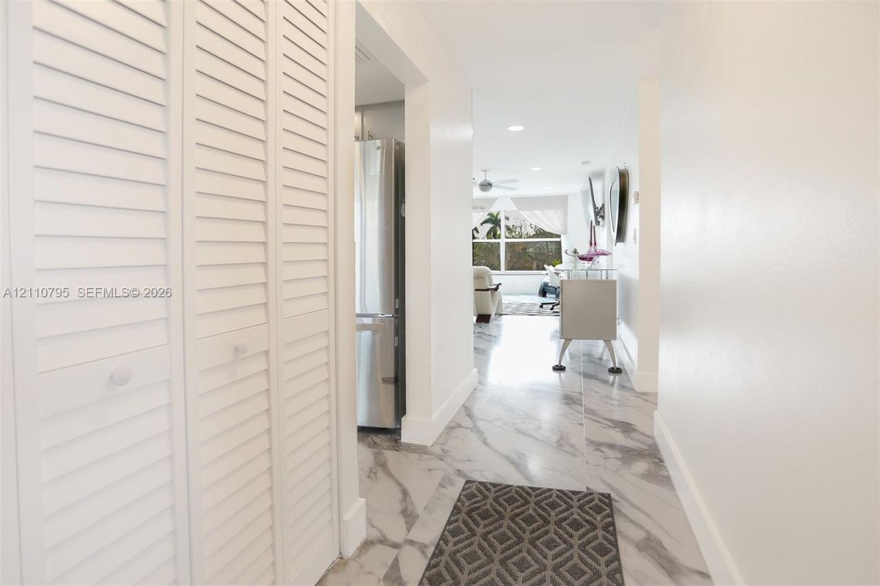 6570 Royal Palm Blvd , Unit 301J, Margate, FL 33063 Photo
