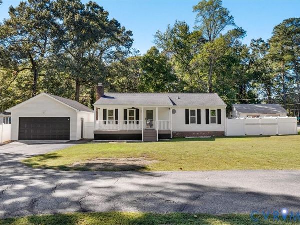12704 S Chester Road , Chester, VA 23831