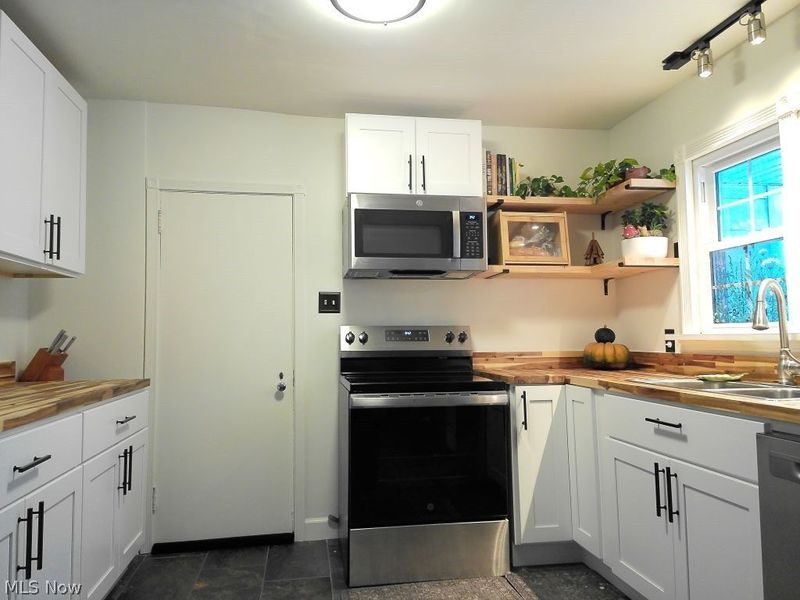 112 Braybarton Boulevard, Steubenville, OH 43952 Photo 10
