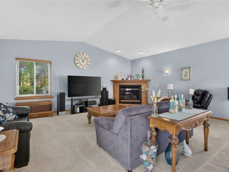 6469 Carter Boulevard, Mentor, OH 44060 Photo 2