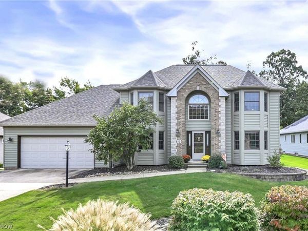 970 Scenic Lane , Seven Hills, OH 44131
