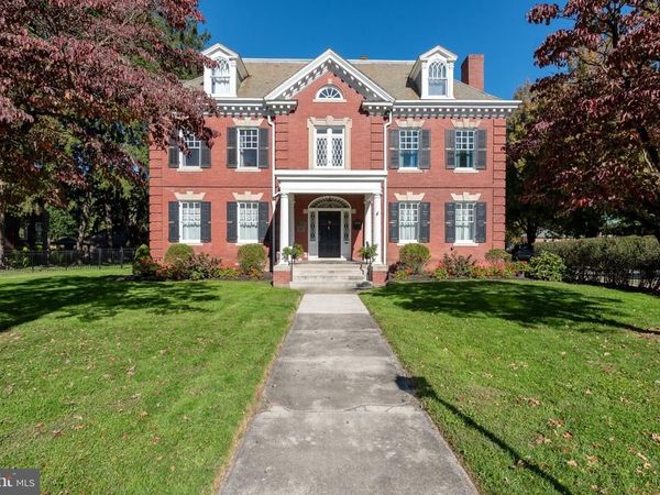 49 E SPRINGETTSBURY AVENUE, YORK, PA 17403