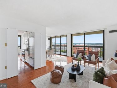 400 MADISON STREET , Unit 1008, ALEXANDRIA, VA 22314