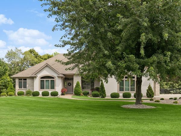 1320 Wicklow Lane SW, Rochester, MN 55902