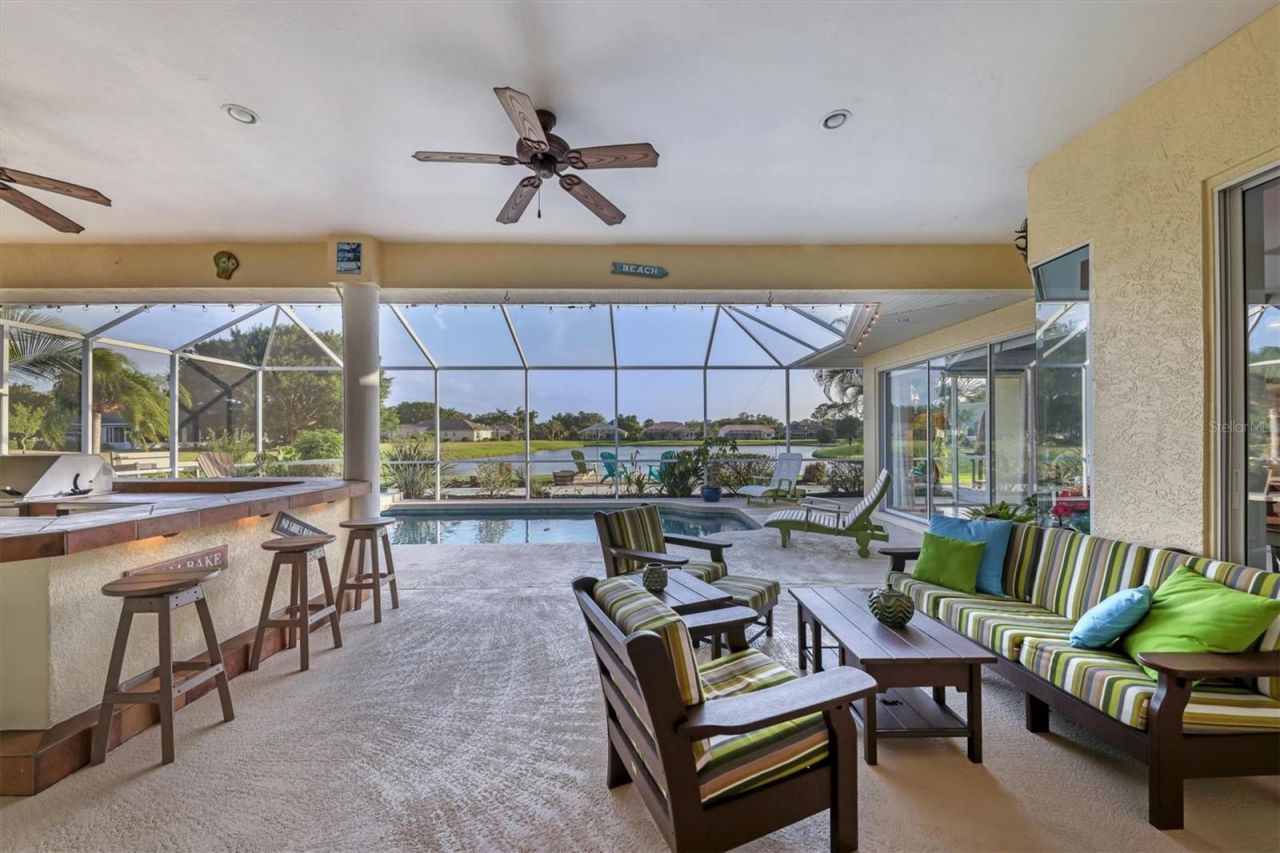 9910 Laurel Valley Avenue Circle , Bradenton, FL 34202 Photo