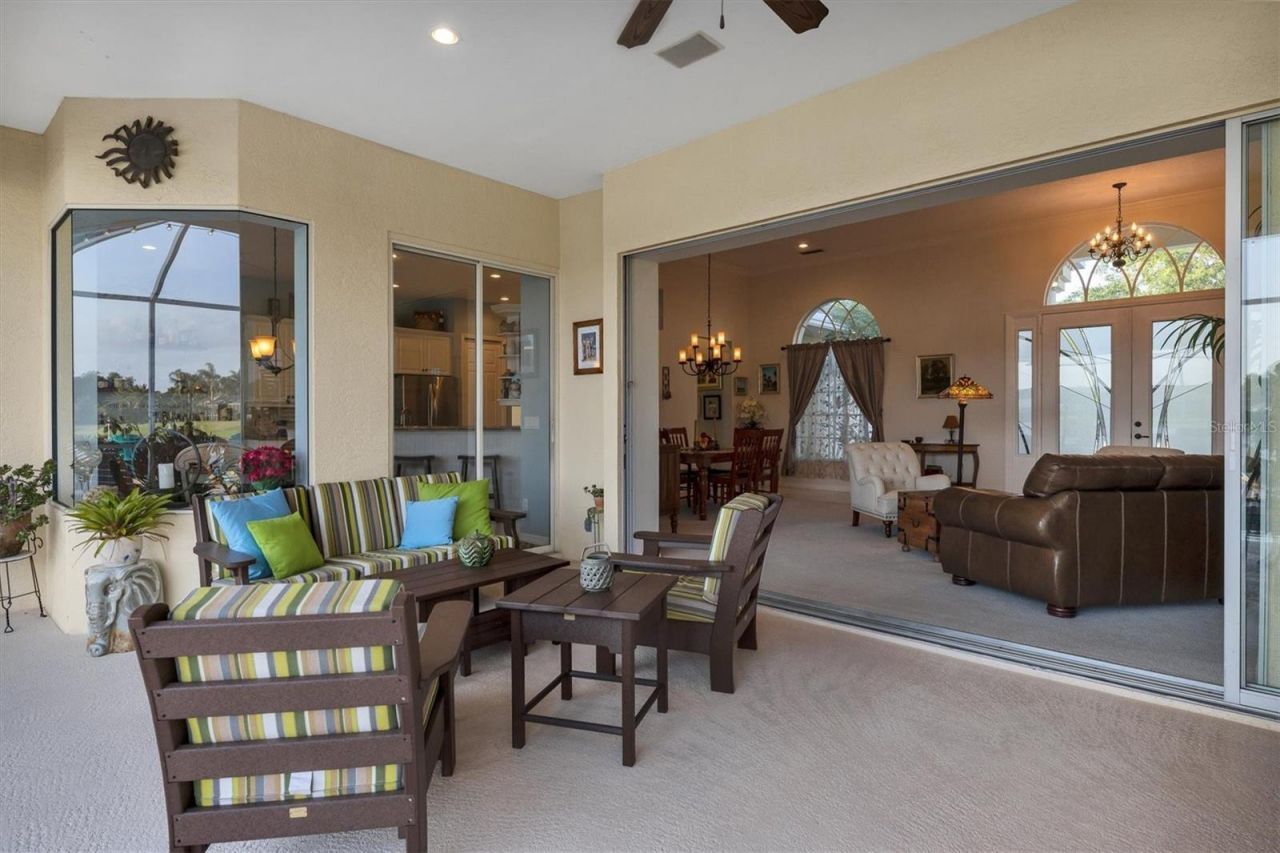 9910 Laurel Valley Avenue Circle , Bradenton, FL 34202 Photo