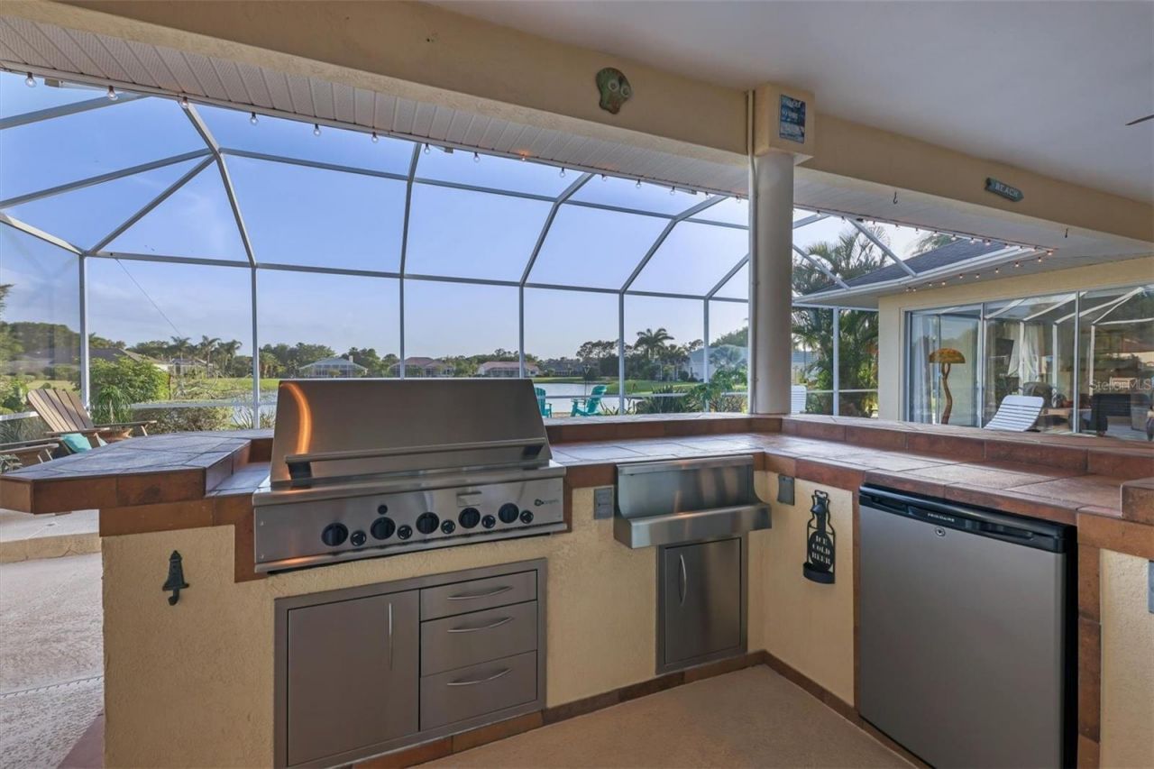 9910 Laurel Valley Avenue Circle , Bradenton, FL 34202 Photo