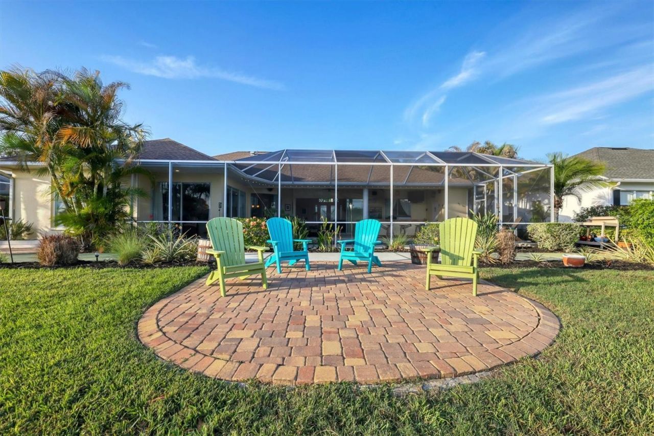 9910 Laurel Valley Avenue Circle , Bradenton, FL 34202 Photo