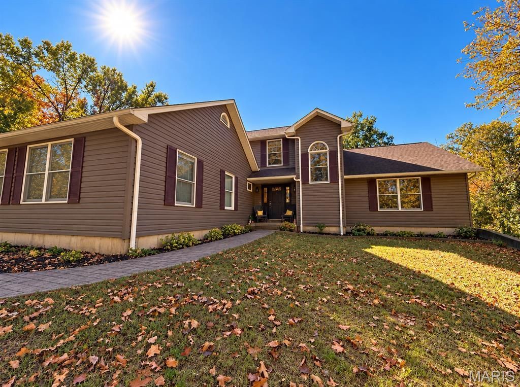 28 Howe Crossing , Festus, MO 63028 Main Photo
