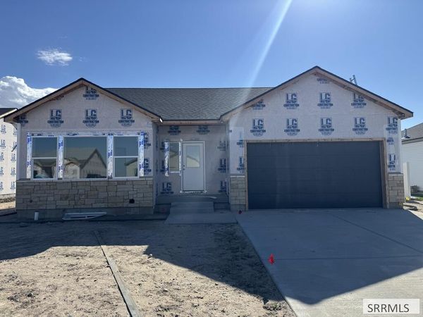 560 Abigail Lane, SHELLEY, ID 83274