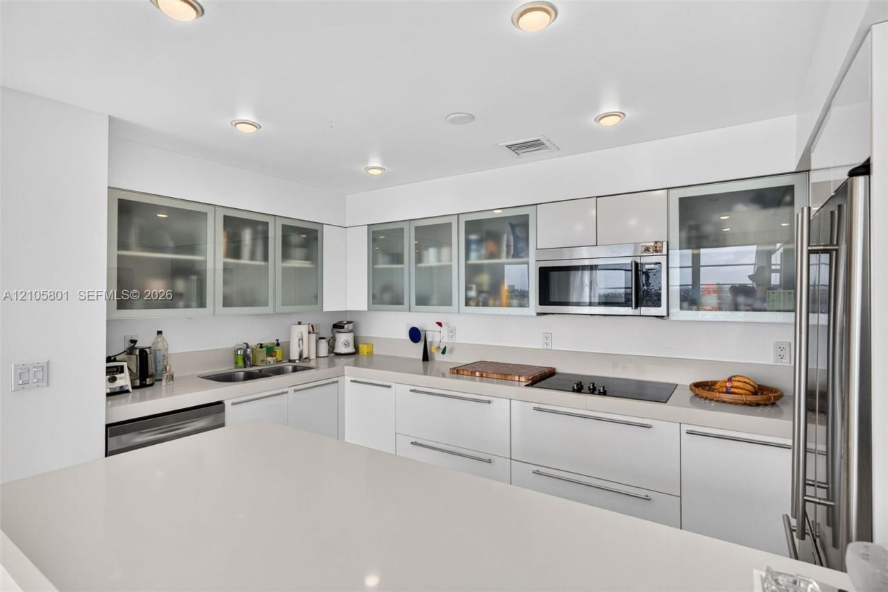 9102 W Bay Harbor Dr , Unit 9BW, Bay Harbor Islands, FL 33154 Photo