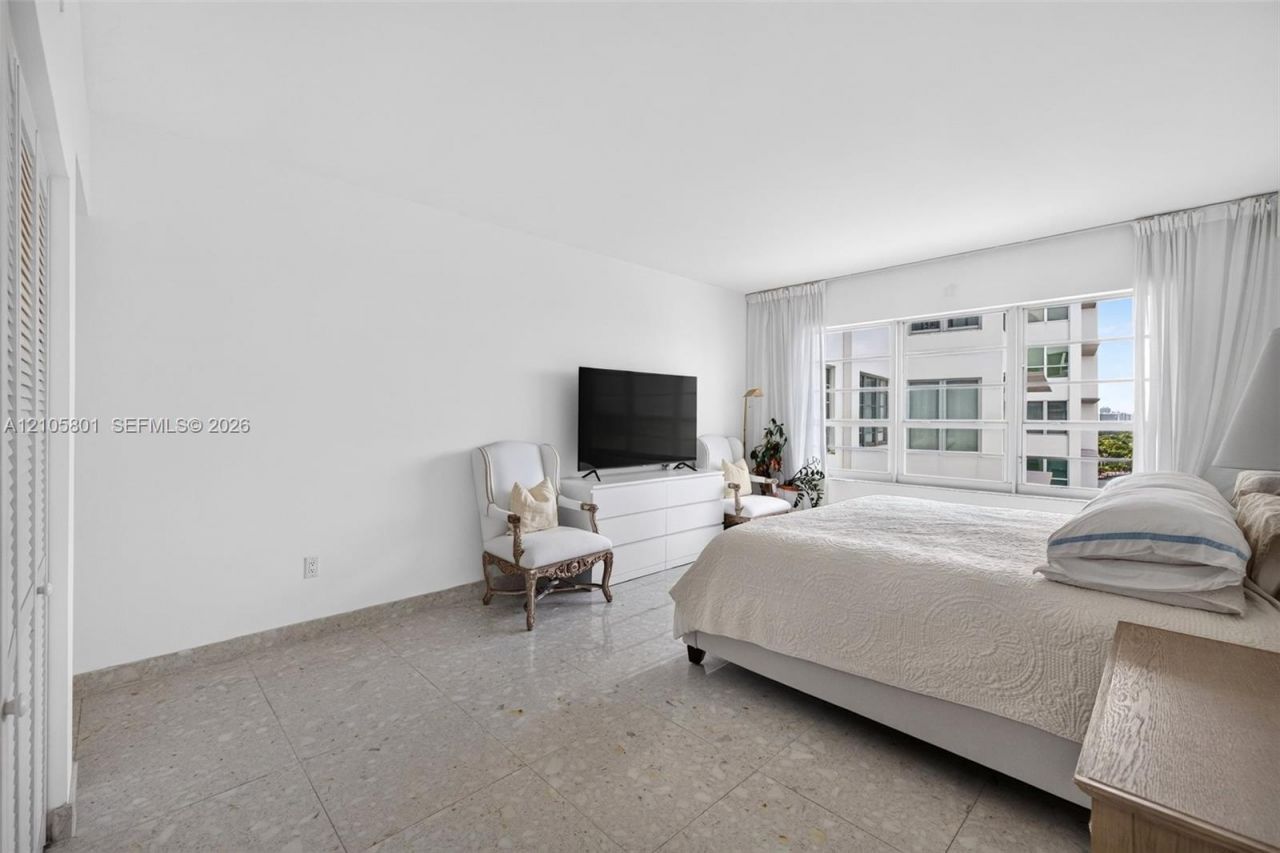 9102 W Bay Harbor Dr , Unit 9BW, Bay Harbor Islands, FL 33154 Photo