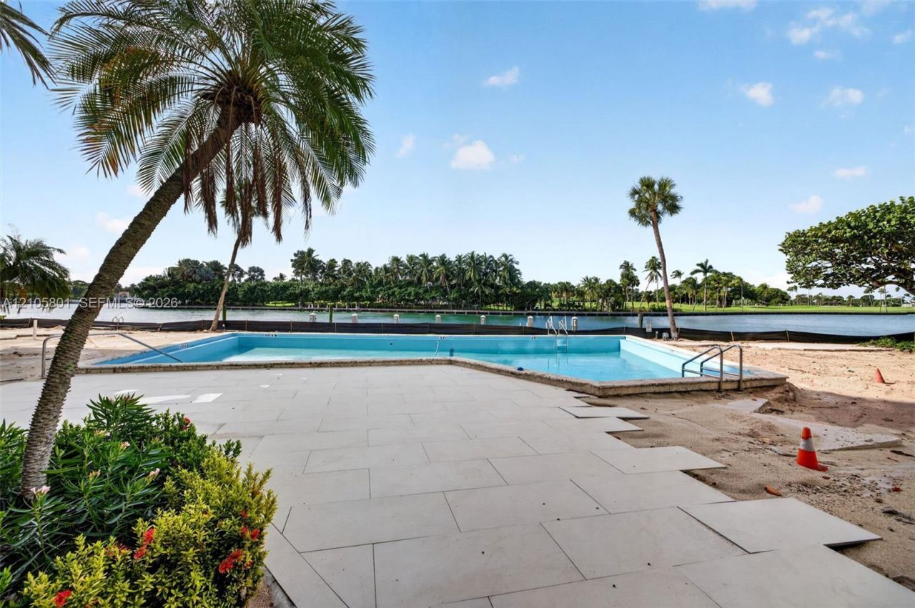 9102 W Bay Harbor Dr , Unit 9BW, Bay Harbor Islands, FL 33154 Photo