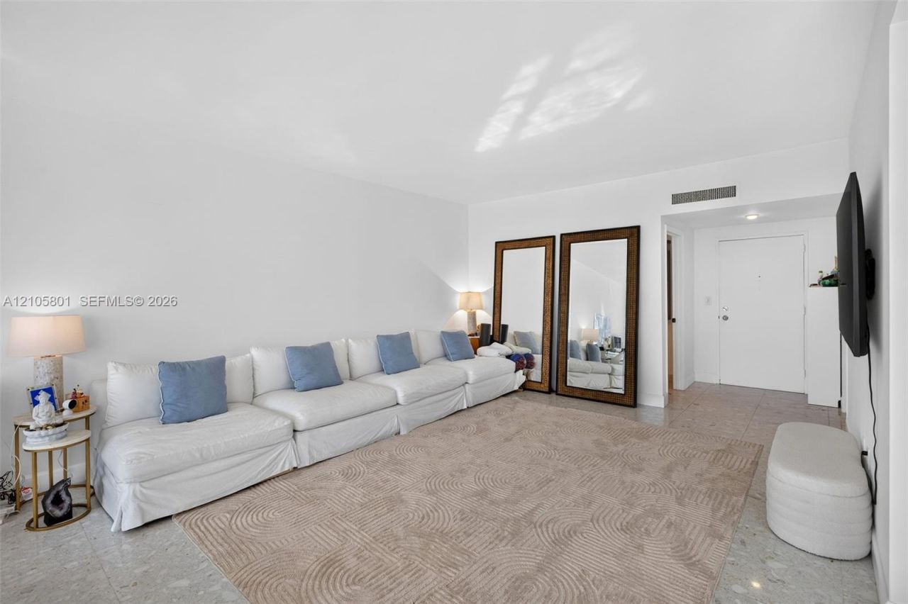 9102 W Bay Harbor Dr , Unit 9BW, Bay Harbor Islands, FL 33154 Photo
