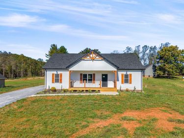6088 SE Village Hwy, Lynchburg, VA 24504