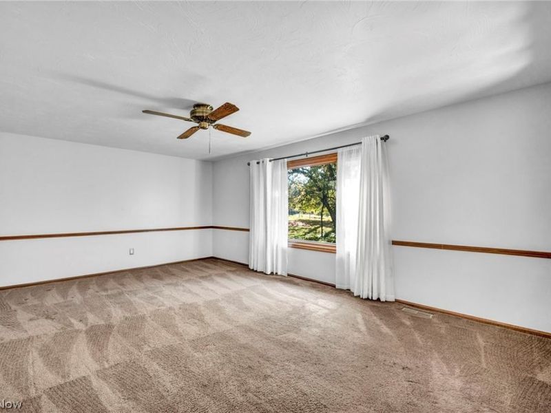 4081 Clearwater Drive, Parma, OH 44134 Photo 10