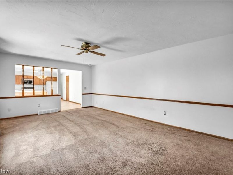 4081 Clearwater Drive, Parma, OH 44134 Photo 11