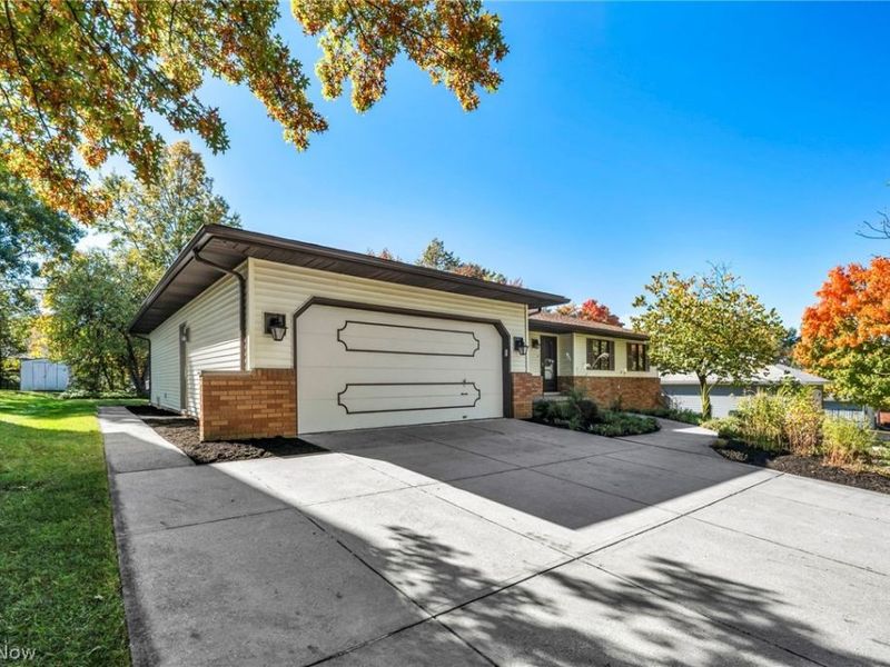 4081 Clearwater Drive, Parma, OH 44134 Photo 7
