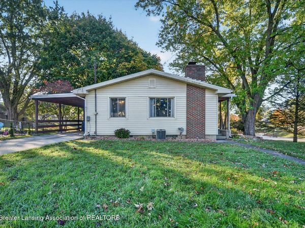 625 W Fargo Street, Ionia, MI 48846