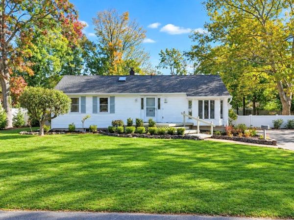 153 Juniper Avenue , Smithtown, NY 11787