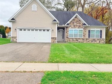 24 Sedgley Park , Rochester, NY 14586