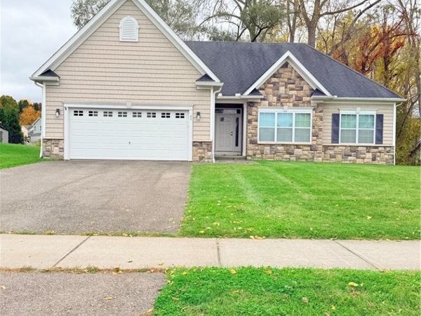 24 Sedgley Park , Rochester, NY 14586