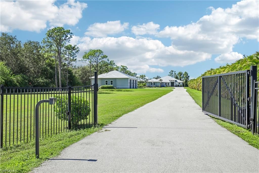 10440 Deer Run Farms Rd, Fort Myers, FL 33966 Photo