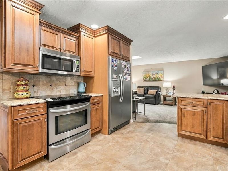 1582 Roamont Drive, Washington Township, OH 45459 Photo 17
