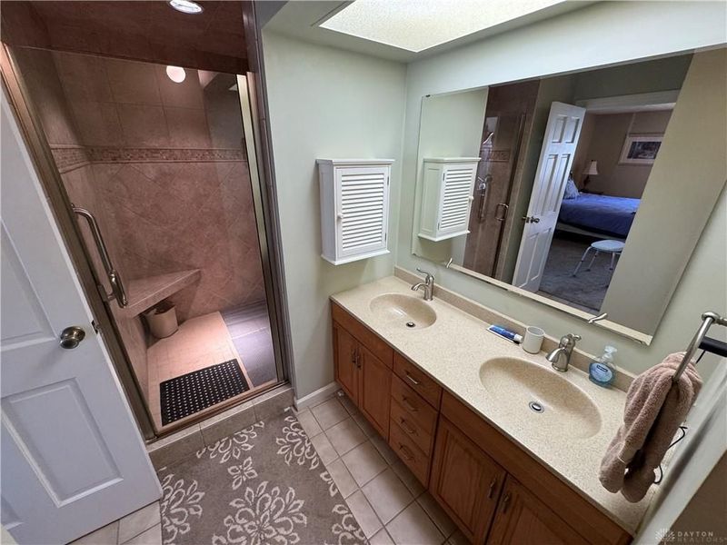 1582 Roamont Drive, Washington Township, OH 45459 Photo 33