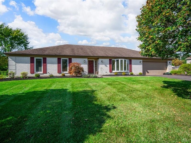 1582 Roamont Drive, Washington Township, OH 45459 Photo 4
