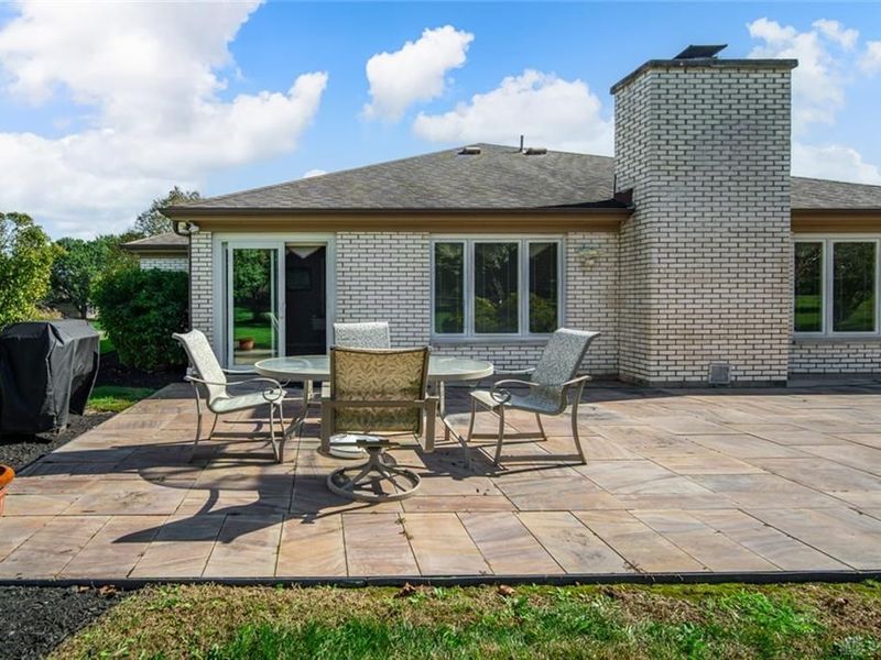 1582 Roamont Drive, Washington Township, OH 45459 Photo 7