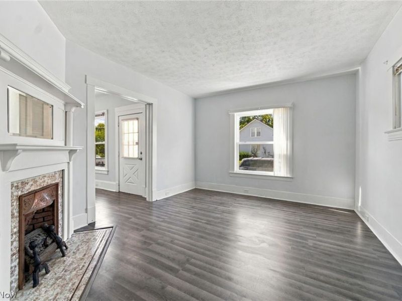 3779 W 34th Street, Cleveland, OH 44109 Photo 2