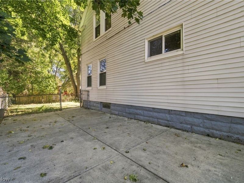 3779 W 34th Street, Cleveland, OH 44109 Photo 35