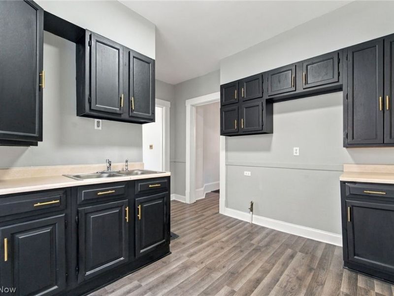 3779 W 34th Street, Cleveland, OH 44109 Photo 5