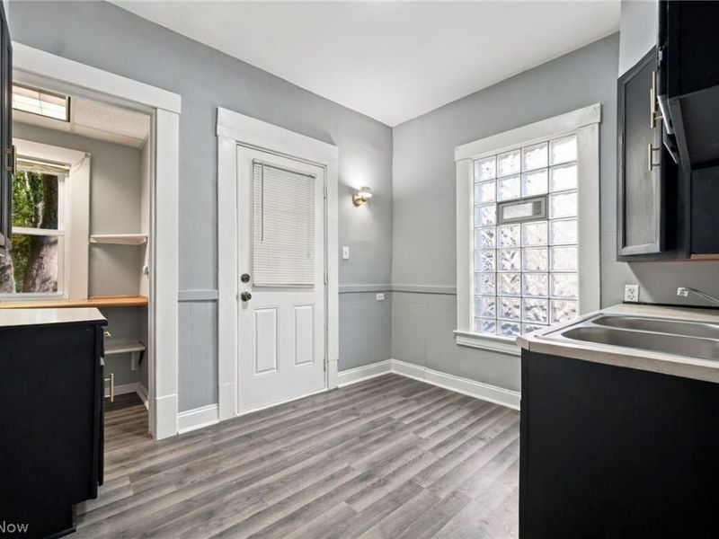 3779 W 34th Street, Cleveland, OH 44109 Photo 6