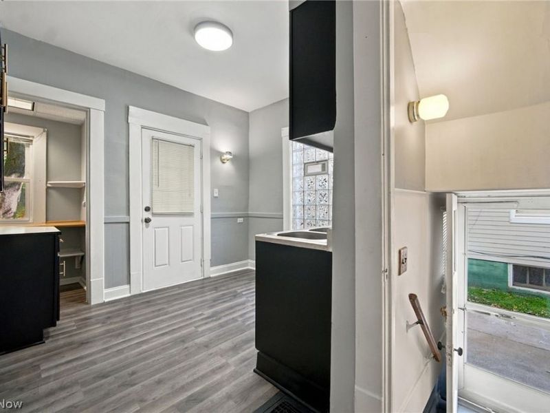 3779 W 34th Street, Cleveland, OH 44109 Photo 8