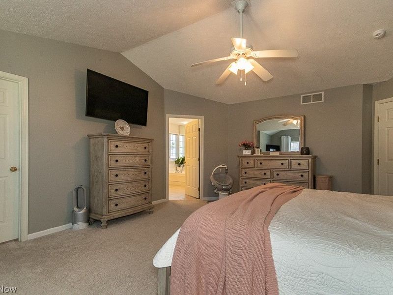 10138 Creekview Court , Streetsboro, OH 44241 Photo 17