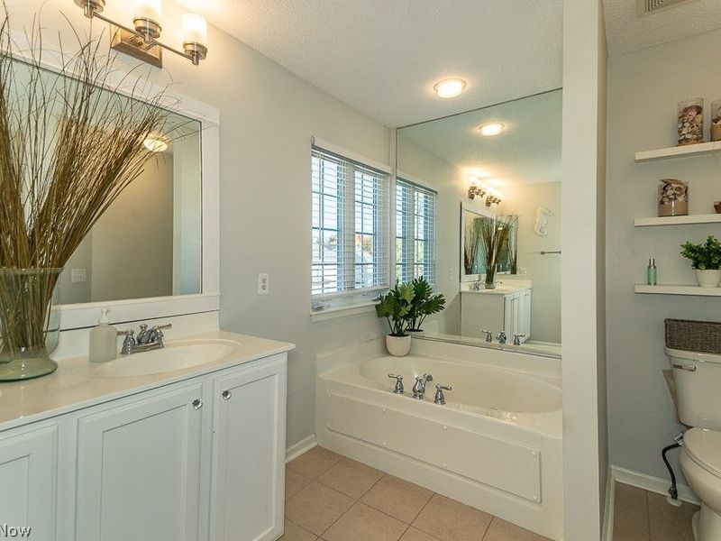 10138 Creekview Court , Streetsboro, OH 44241 Photo 18