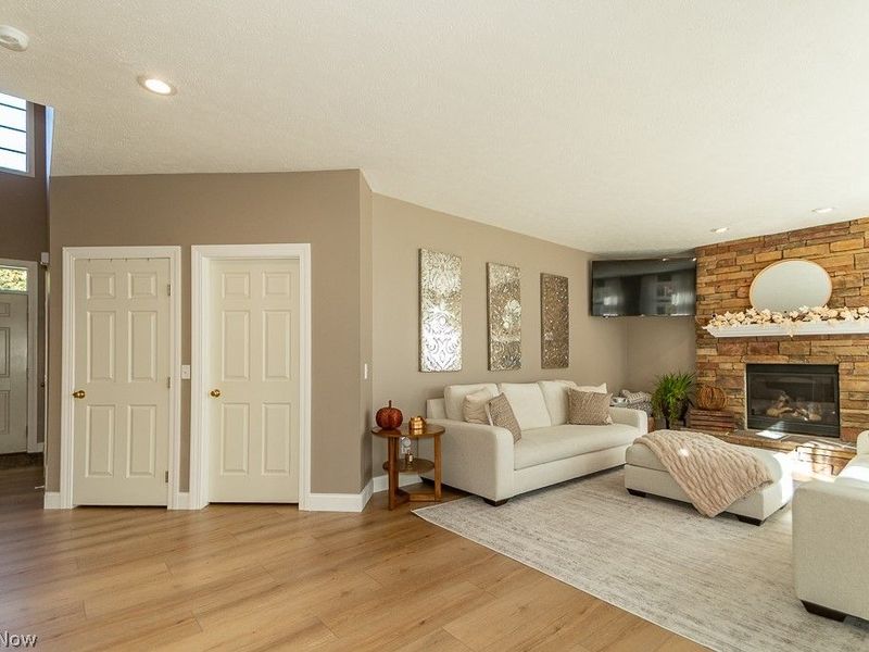 10138 Creekview Court , Streetsboro, OH 44241 Photo 9