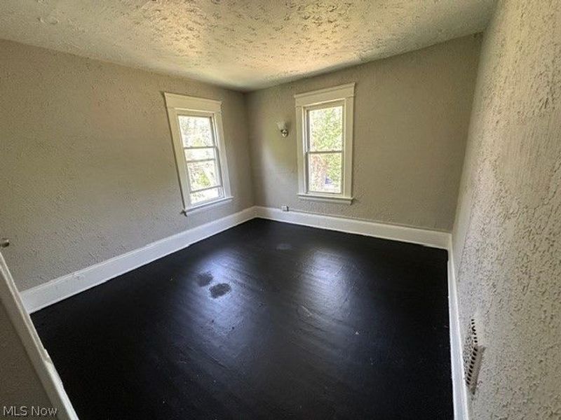 884 E 150th Street, Cleveland, OH 44110 Photo 10
