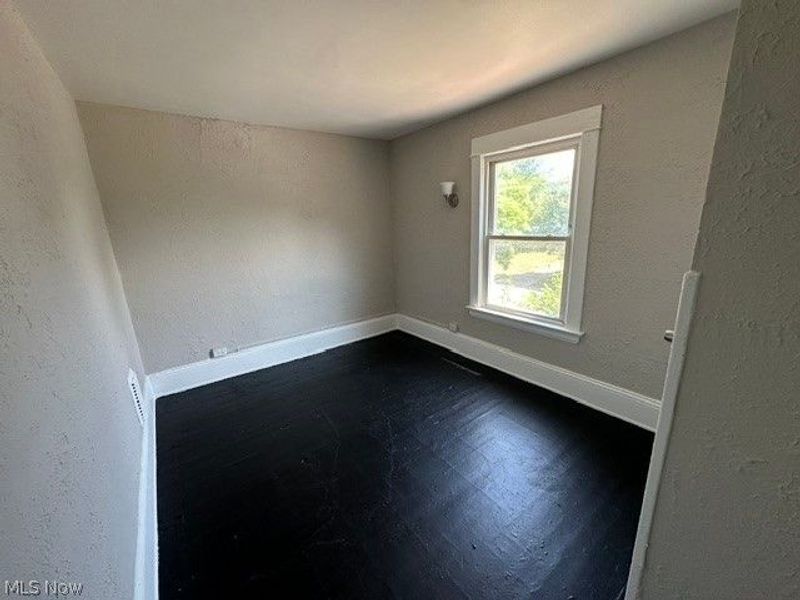 884 E 150th Street, Cleveland, OH 44110 Photo 11