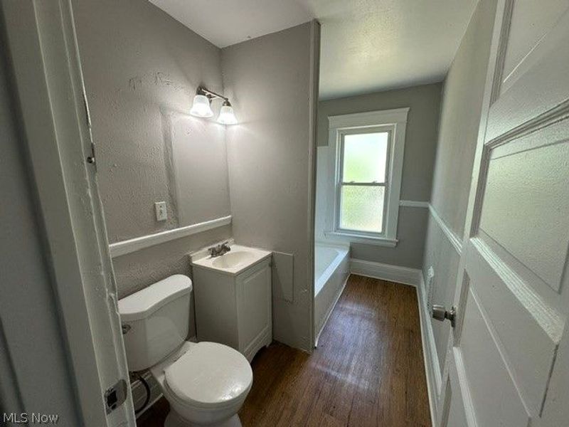884 E 150th Street, Cleveland, OH 44110 Photo 13